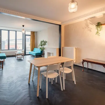 Charming And Spacious Antwerp City Center Apartments Exterior photo